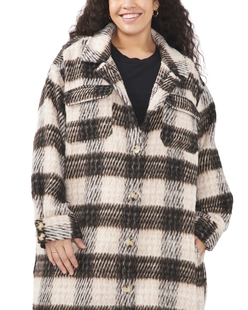 Front of a model wearing a size 1X Maia Button Down Shacket in HAZELNUT HEATHER by Vince Camuto. | dia_product_style_image_id:261166